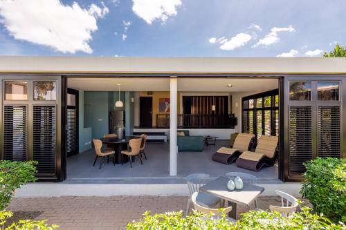 Garden: Interieur-woonkamer